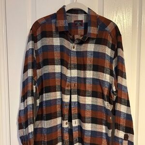UNTUCKit long sleeve, linen 100% feels like flannel